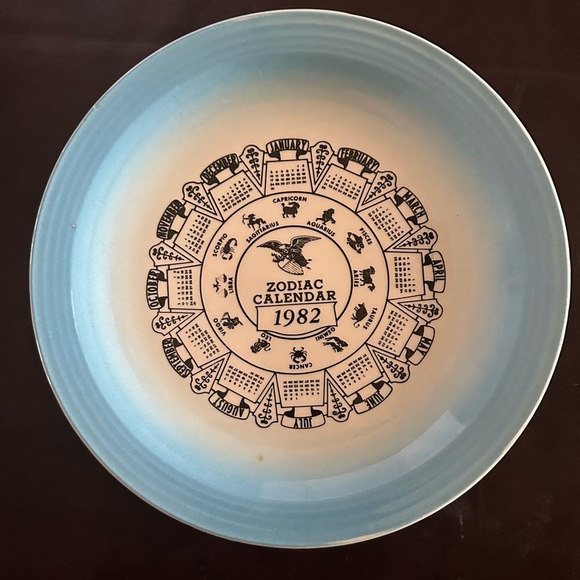 1982 zodiac plate - Picture 1 of 8